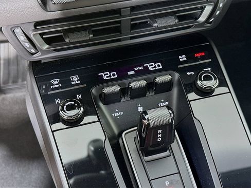 Certified 2020 Porsche 911 Carrera RWD image 17