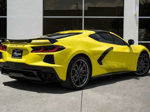 Used 2023 Chevrolet Corvette Stingray Premium Cpe w/ Z51 Performance Package RWD image 9