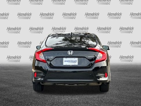 Used 2017 Honda Civic Touring image 6