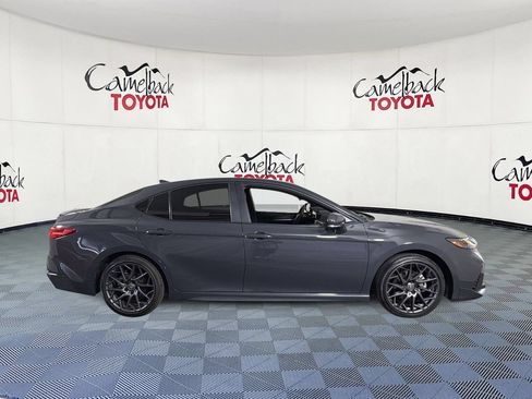Used 2025 Toyota Camry XSE FWD image 8