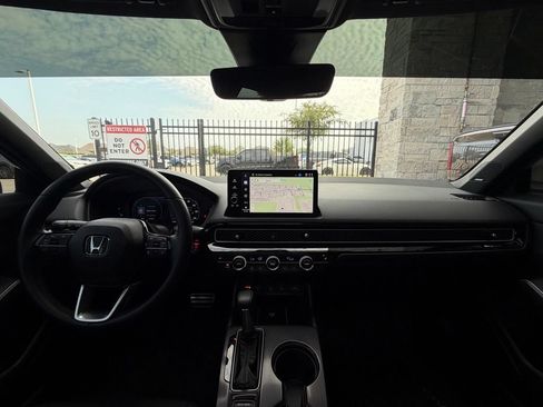 Used 2025 Honda Civic Sport image 24
