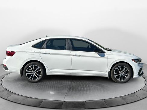 Certified 2026 Volkswagen Jetta Sport FWD image 8