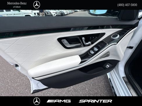 Certified 2024 Mercedes-Benz S 580 4MATIC Sedan image 11