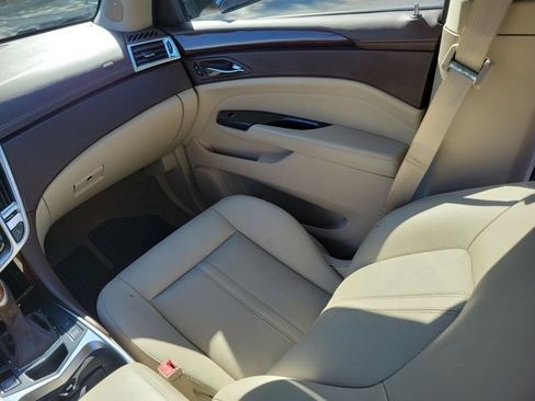 Used 2015 Cadillac SRX Luxury w/ Driver Awareness Package image 4