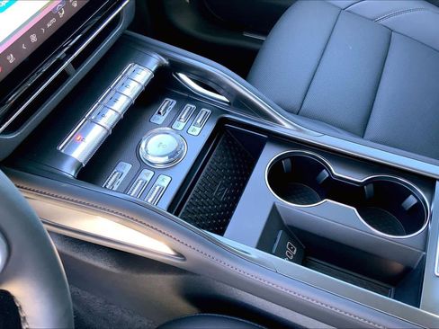 New 2026 Lincoln Nautilus Premier w/ Jet Appearance Package image 7