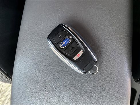 Used 2024 Subaru Crosstrek 2.0i Premium image 11