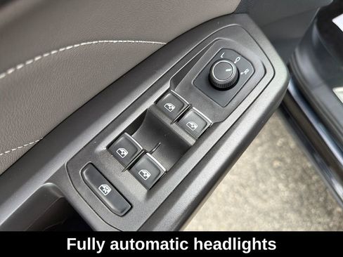 Used 2022 Volkswagen Atlas Cross Sport SE AWD/4WD image 13