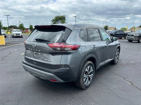 Used 2023 Nissan Rogue SV w/ SV Premium Package AWD/4WD image 9