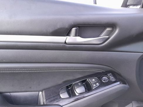 Used 2021 Nissan Altima 2.5 SV w/ SV Premium Package AWD/4WD image 11