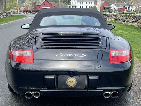Used 2006 Porsche 911 Carrera S RWD image 8