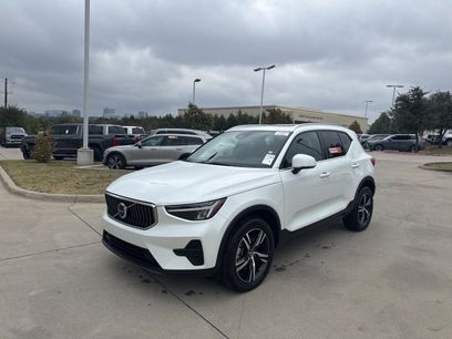 Certified 2025 Volvo XC40 B5 Core