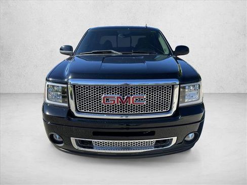 Used 2010 GMC Sierra 1500 Denali AWD/4WD image 2