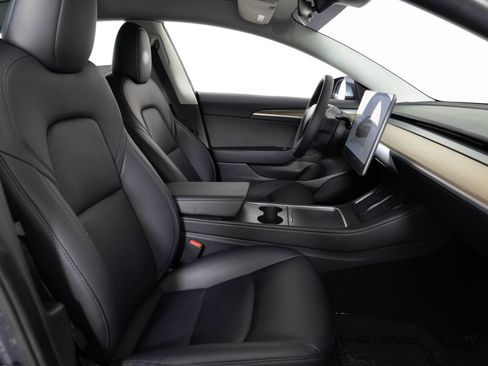 Used 2023 Tesla Model 3 Standard Range RWD image 27