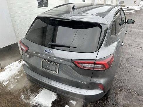 Used 2024 Ford Escape ST-Line image 5