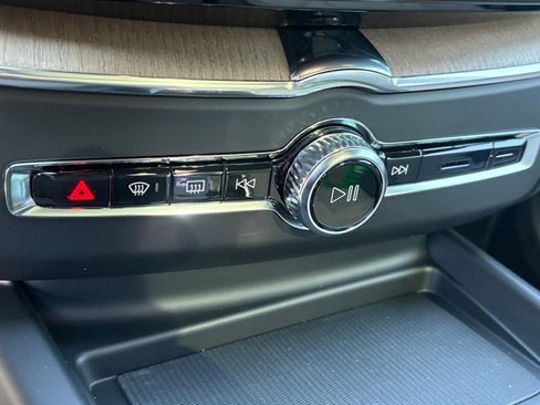 New 2026 Volvo XC60 B5 Plus w/ Protection Package Premier image 16