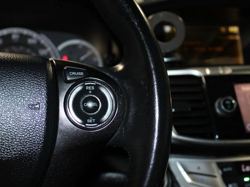 Used 2013 Honda Accord EX-L image 21
