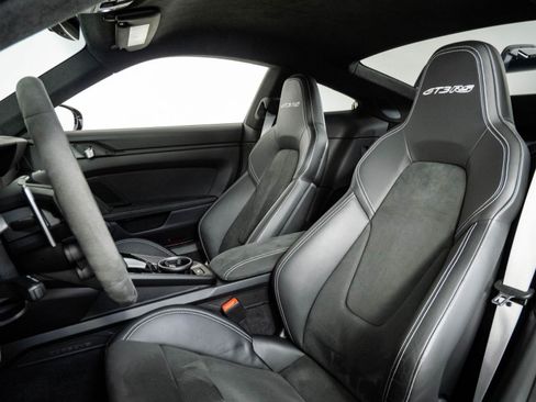 Used 2023 Porsche 911 GT3 RS RWD image 5