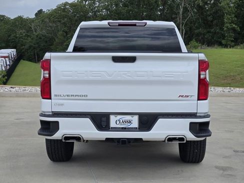 Used 2024 Chevrolet Silverado 1500 RST AWD/4WD image 7