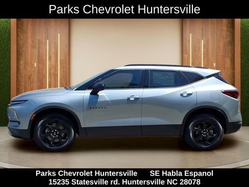 New 2026 Chevrolet Blazer LT w/ Convenience Package FWD image 28