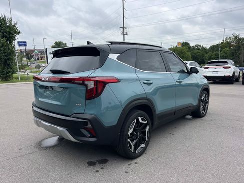 Used 2024 Kia Seltos SX AWD/4WD image 3