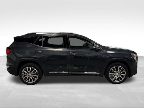 Used 2022 GMC Terrain Denali AWD/4WD image 4