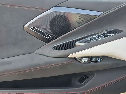 Used 2023 Chevrolet Corvette Stingray Premium Conv image 14