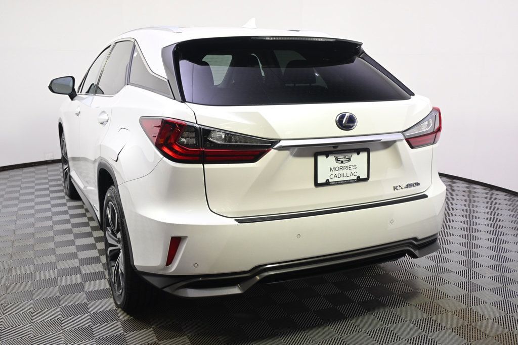 Used 2016 Lexus RX 450h AWD w/ Cold Weather Package image 4