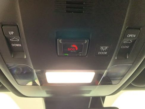 Used 2025 Lexus IS 500 w/ F-Sport Performance image 24