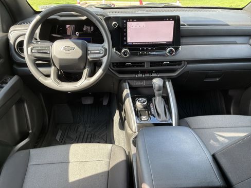 Used 2023 Chevrolet Colorado Trail Boss w/ Safety Package AWD/4WD image 28