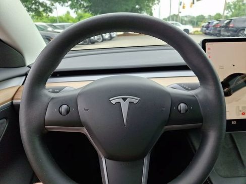Used 2023 Tesla Model 3 Standard Range RWD image 21