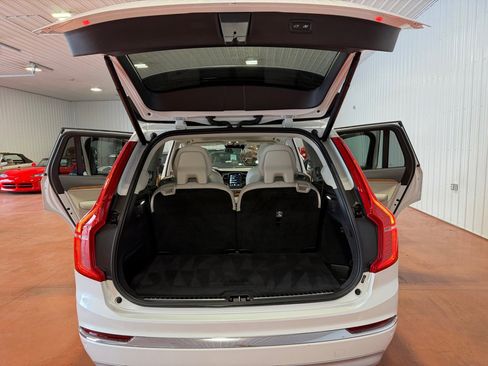 Used 2022 Volvo XC90 T8 Inscription Expression image 32