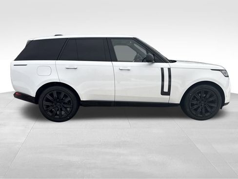 New 2026 Land Rover Range Rover SE image 6