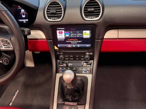 Used 2023 Porsche 718 Boxster GTS RWD image 27