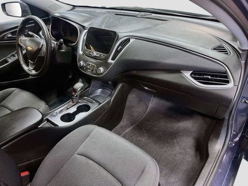 Used 2025 Chevrolet Malibu RS w/ LPO, Floor Liner Package FWD image 26