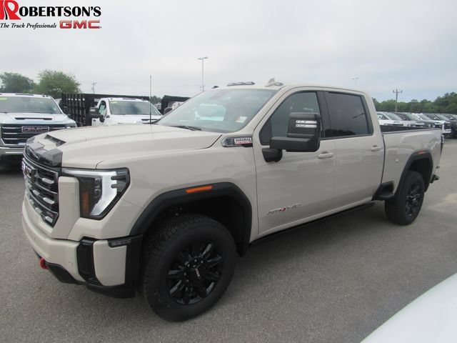 Used 2026 GMC Sierra 3500 AT4 w/ Technology Package AWD/4WD image 1