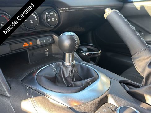 Certified 2024 MAZDA MX-5 Miata Club RWD image 28
