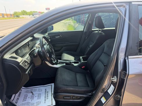 Used 2014 Honda Accord Sport image 30