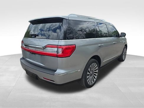 Used 2021 Lincoln Navigator Reserve w/ Luxury Package AWD/4WD image 5