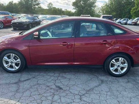 Used 2014 Ford Focus SE FWD image 5