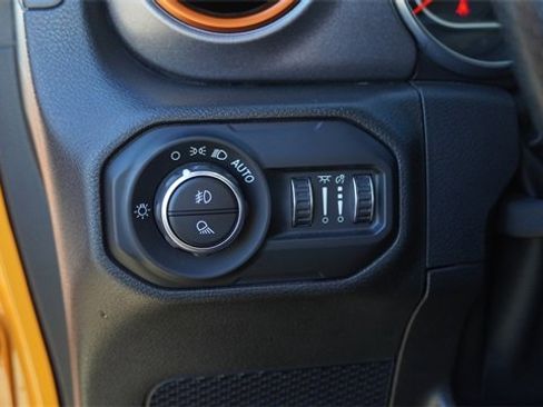 Used 2021 Jeep Gladiator Mojave image 20