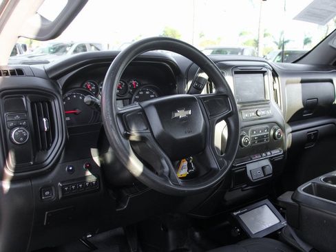 Used 2021 Chevrolet Silverado 2500 W/T image 17