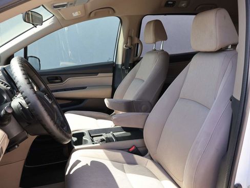 Used 2020 Honda Odyssey EX image 9
