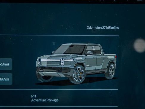 Used 2022 Rivian R1T Adventure image 30