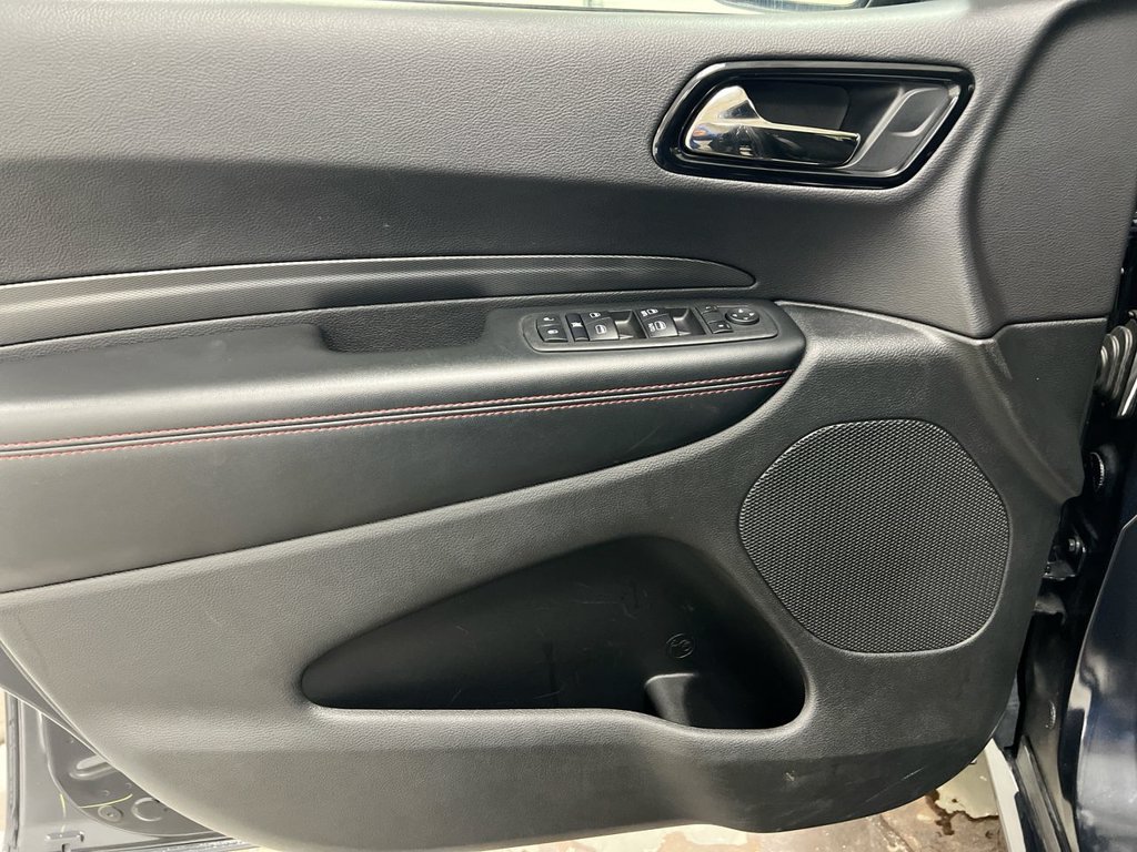 Used 2025 Dodge Durango GT AWD/4WD image 21