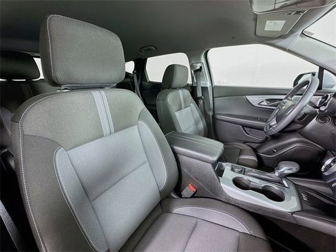 Used 2024 Chevrolet Blazer LT w/ Convenience Package image 28