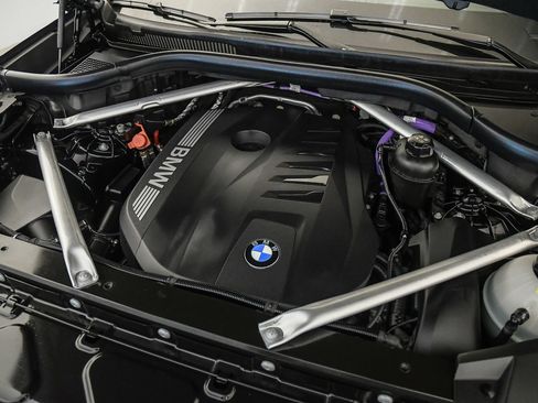 Certified 2024 BMW X6 xDrive40i w/ M Sport Professional Package AWD/4WD image 28