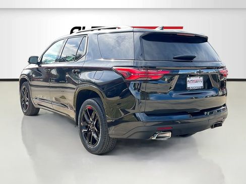 Used 2023 Chevrolet Traverse Premier w/ Redline Edition FWD image 5