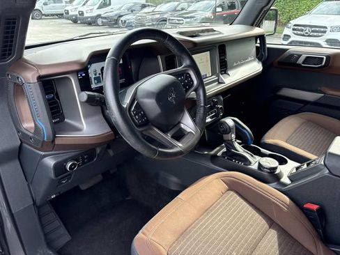Used 2023 Ford Bronco Outer Banks AWD/4WD image 12