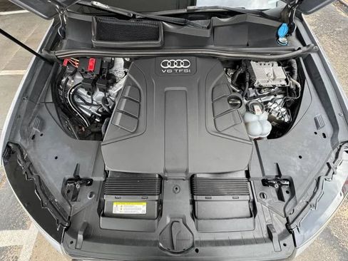 Used 2018 Audi Q7 3.0T Prestige w/ Prestige Package AWD/4WD image 13