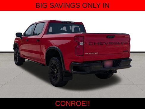 Used 2023 Chevrolet Silverado 1500 ZR2 w/ Technology Package AWD/4WD image 7